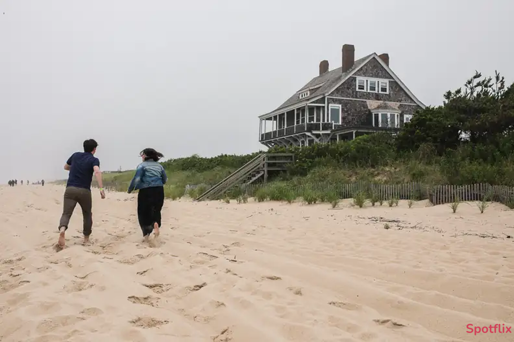 "Meet Me in Montauk" Beach House - Photo 1