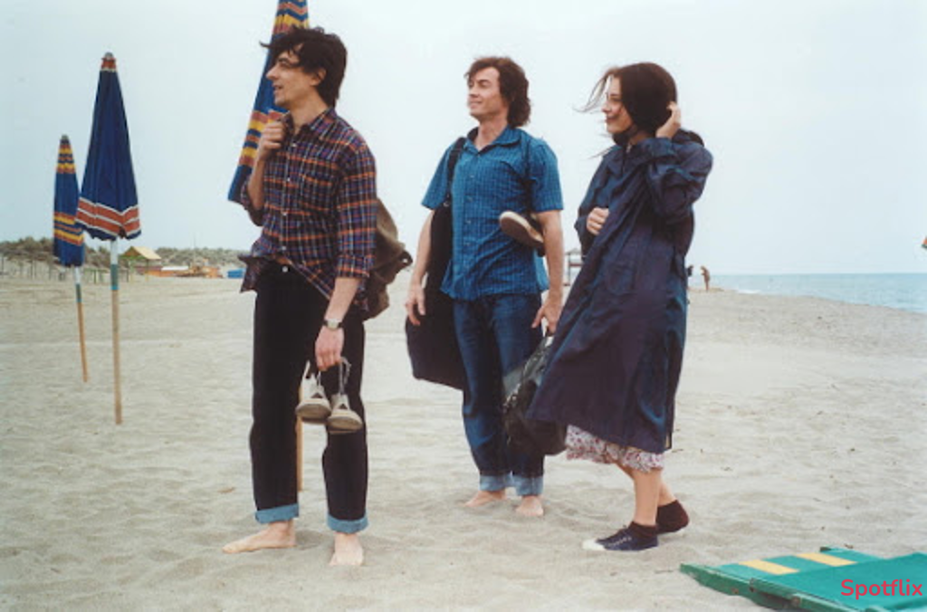 Giorgia’s Life at the Seaside Institute - Photo 1